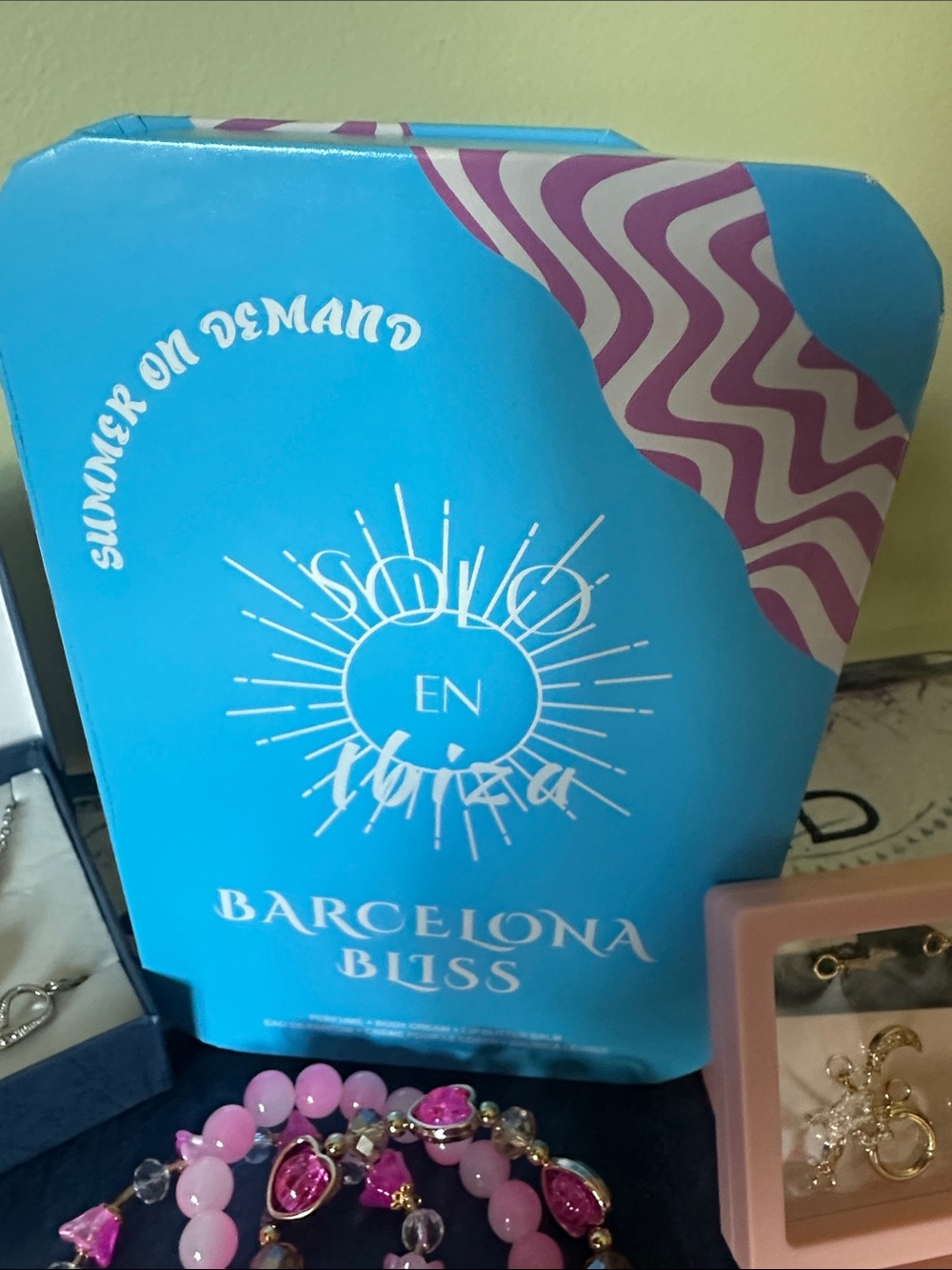 Barcelona Bliss Pink, Beaded Stretch Bracelet Set - ALL YOU SEE NWT - Picture 8 of 10